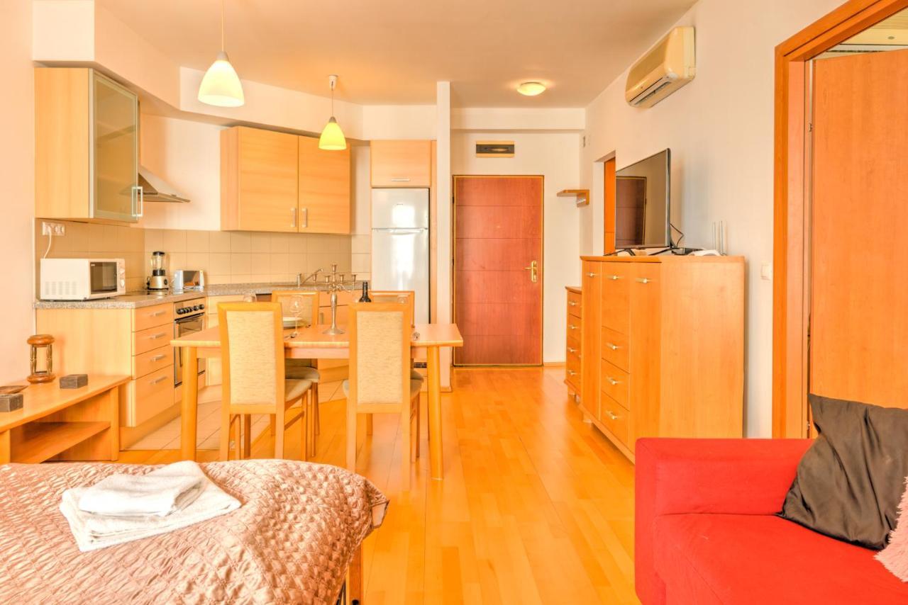 Central Downtown Apartments บูดาเปสต์ ภายนอก รูปภาพ