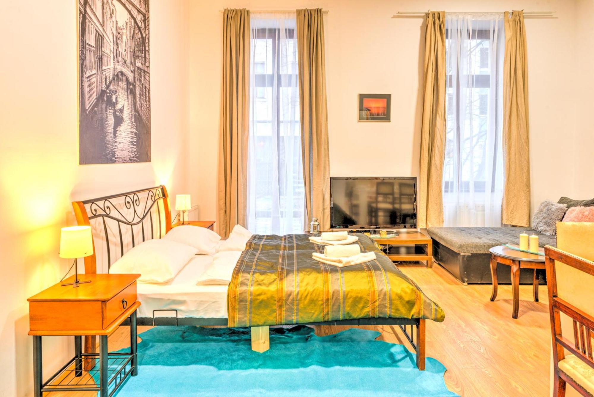 Central Downtown Apartments บูดาเปสต์ ภายนอก รูปภาพ